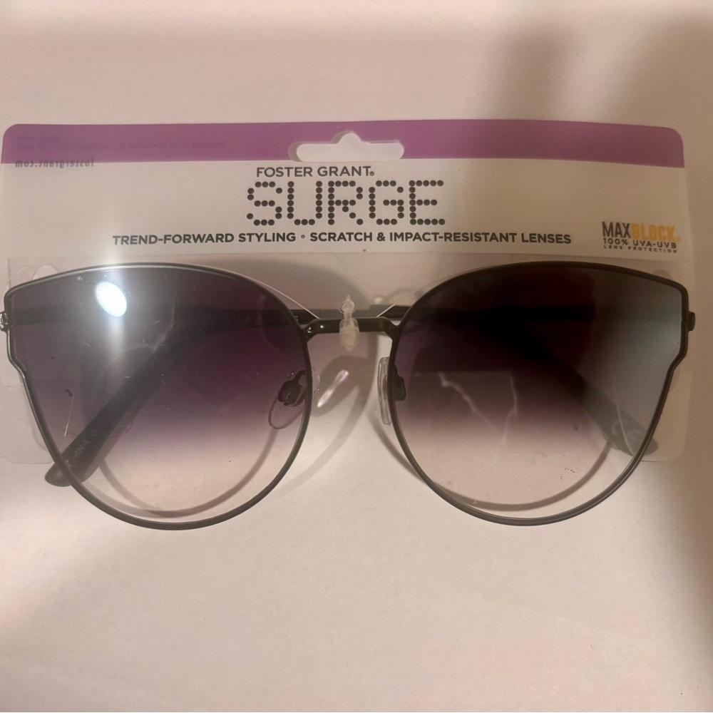 Foster Grant Surge Gradient Sunglasses